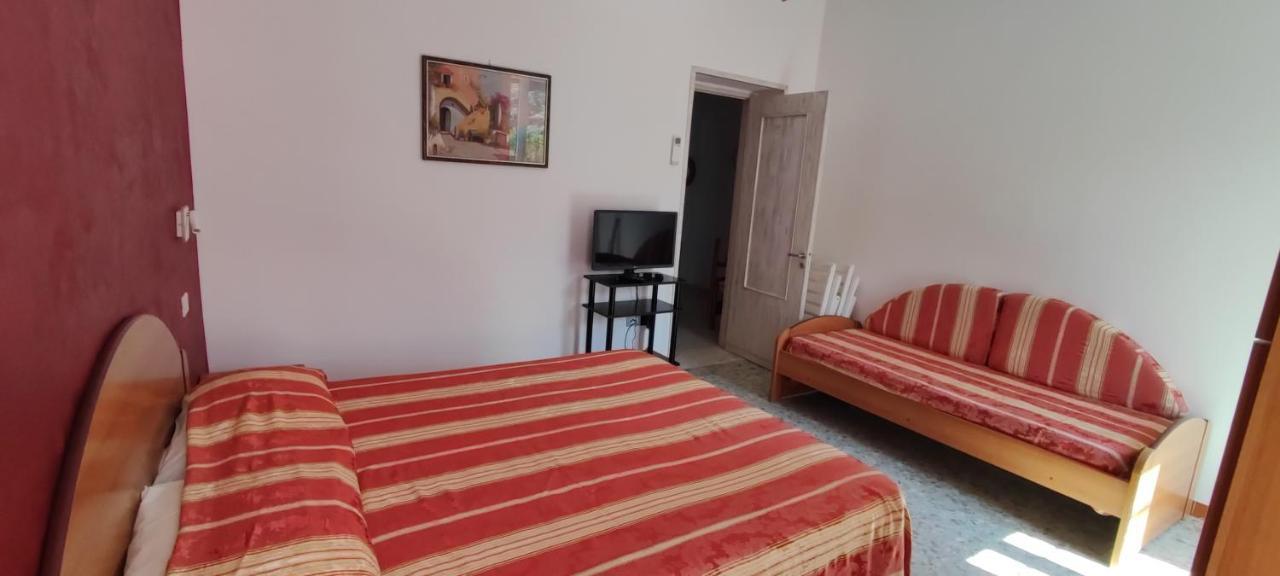 Chiaia Apartments بونسا المظهر الخارجي الصورة