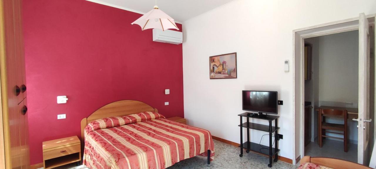 Chiaia Apartments بونسا المظهر الخارجي الصورة