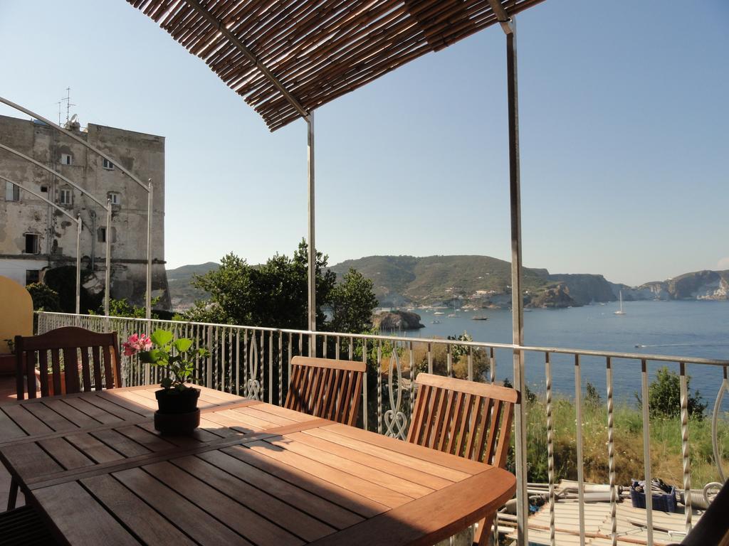 Chiaia Apartments بونسا الغرفة الصورة